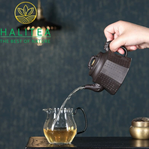 Ấm Tử Sa Bát Phương Long Quyền 330ml – Hắc Nê Nguyên Khoáng Khắc Họa Thủ Công