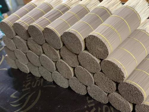 Nhang Trầm Sạch Quảng Nam Cây 30cm Ít Khói Dành Chung Cư