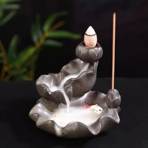 Thác Khói Trầm Hương 3 Lá Sen