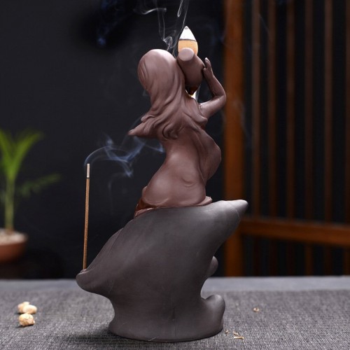 Thác Khói Trầm Hương Cô Gái Vác Vò Mỹ Miều
