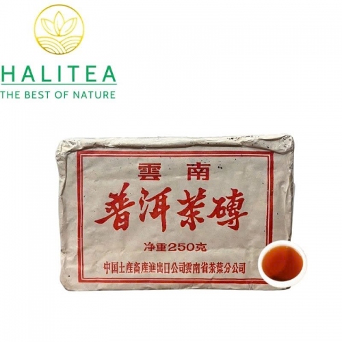 Trà Phổ Nhĩ Chín Đại Ích (Dayi – 7581) 2000 Dòng Cổ Điển – Gạch 250g