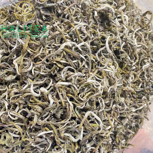 Trà Shan Tuyết Cổ Thụ Tà Xùa Thôn Bản Bẹ Quay Bom Túi Zip 200gr