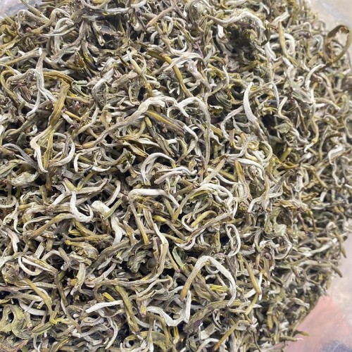Trà Shan Tuyết Cổ Thụ Tà Xùa Thôn Chung Trinh Túi Zip 200gr
